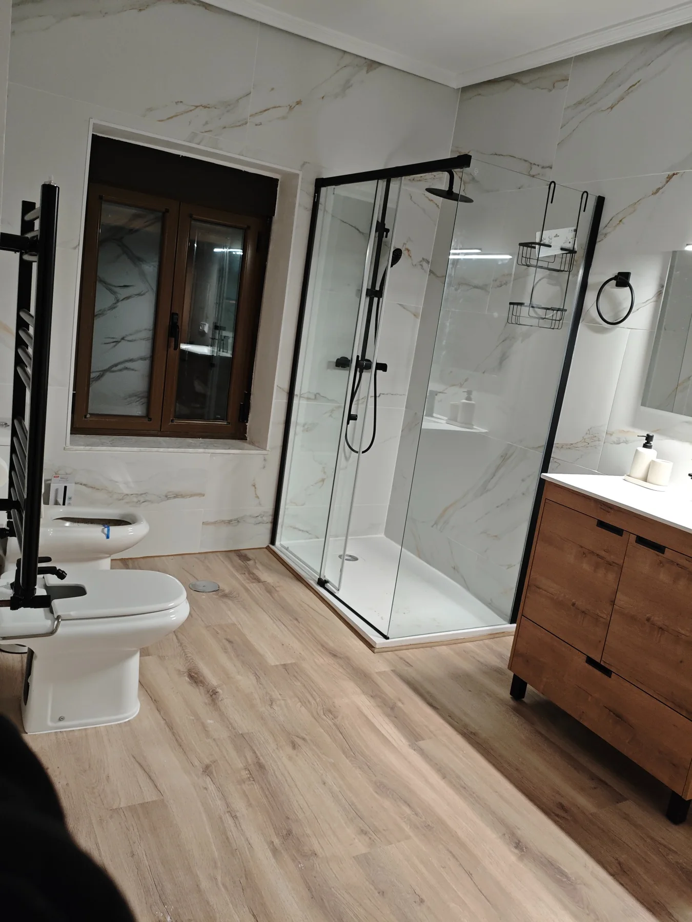 Proyecto 6 · De estancia a baño, resultado después